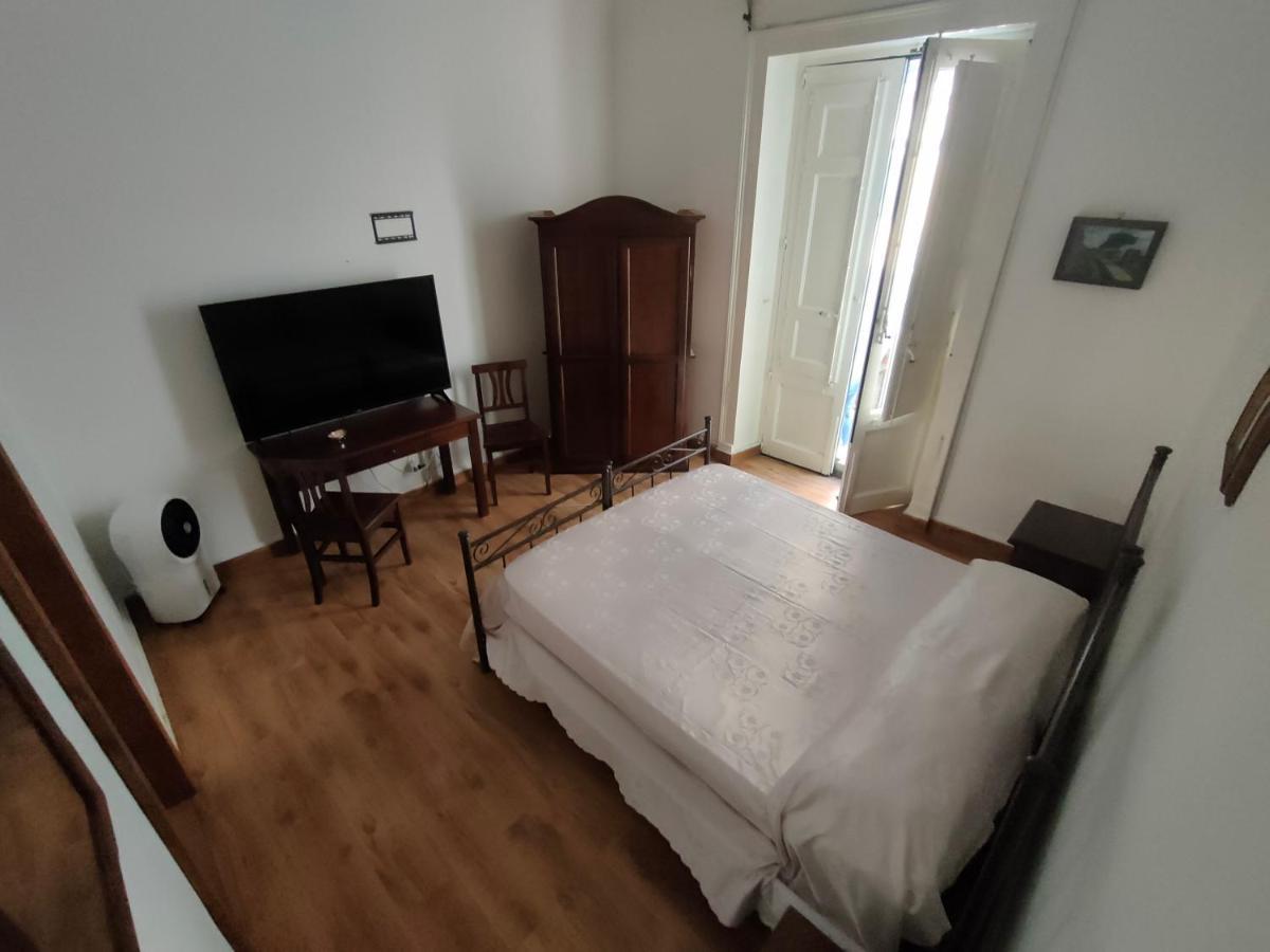 Arco Del Vescovo 1 Hotell Acireale Eksteriør bilde