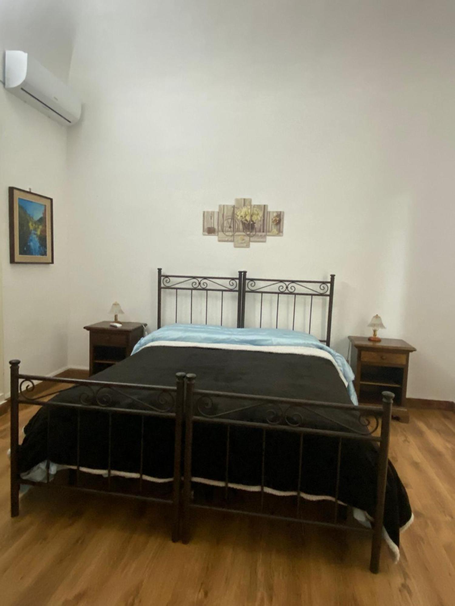 Arco Del Vescovo 1 Hotell Acireale Eksteriør bilde